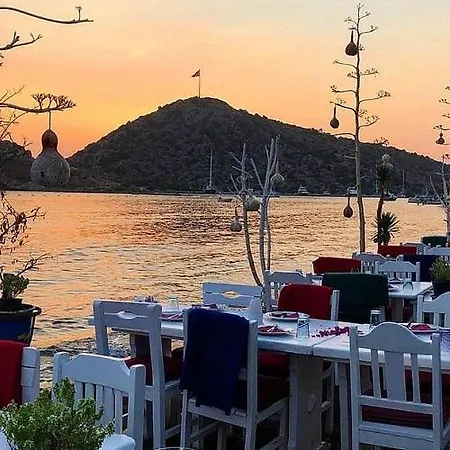 ヴィラ Sfv Seaview Triplex *